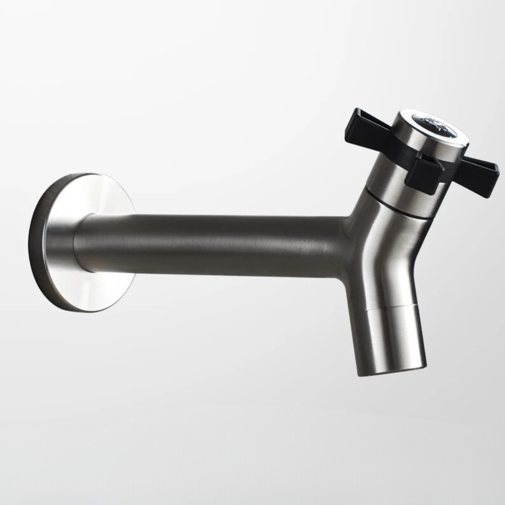 Robinet Extérieur Jardin en Chrome Élégant