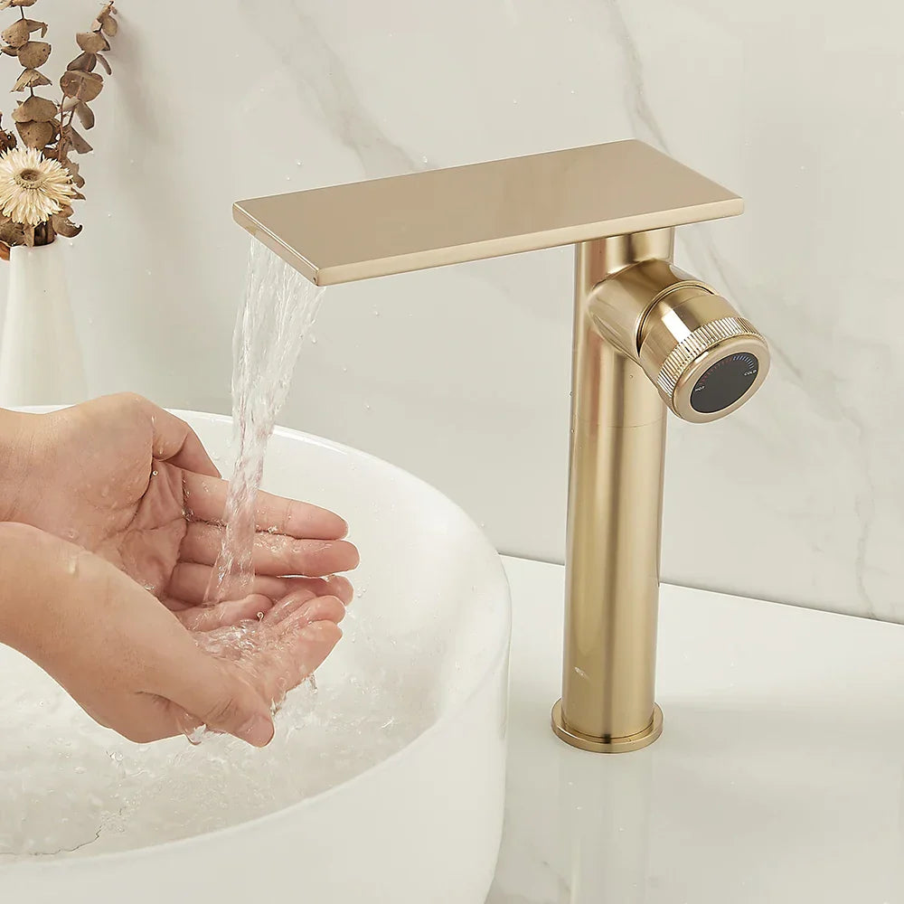 Robinet Cascade Salle De Bain Doré en Laiton
