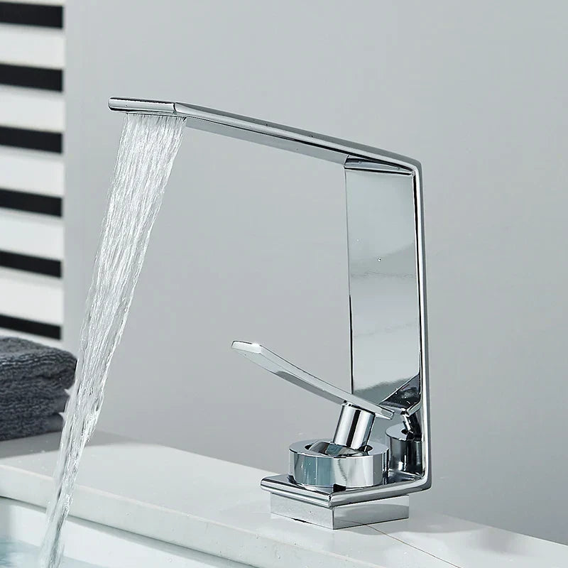 Robinet Lavabo Design Effect Cascade en Chrome - Chrome