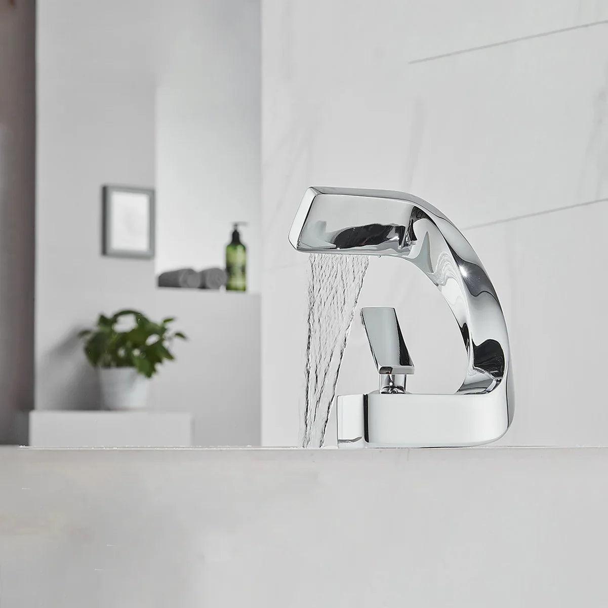 Robinet Mitigeur Lavabo Penché Design Chrome