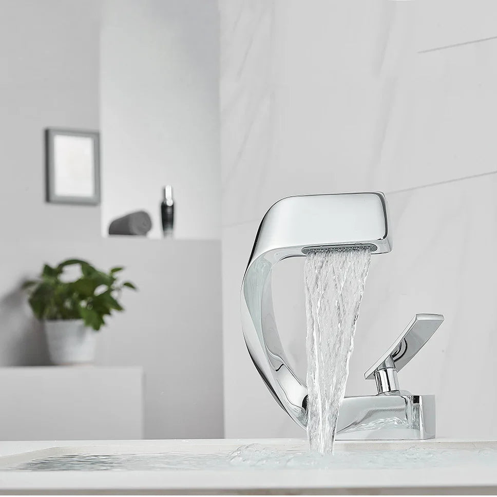 Robinet Mitigeur Lavabo Penché Design Chrome